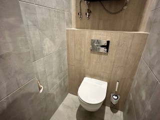 fb31515e9f2c06bca6521c96f75b6357749d5e4d.jpg