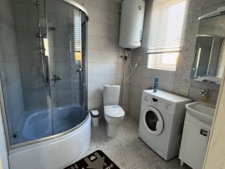 e4e6aaf8797b21dc2fc712c218dc6518d2f50b2c.jpg