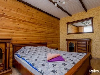 37c14fe4da1f4daf019682adf3256896daec9081.jpg