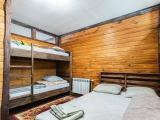 3792a330c2bd2c17cb5dd941825249ce08491370.jpg