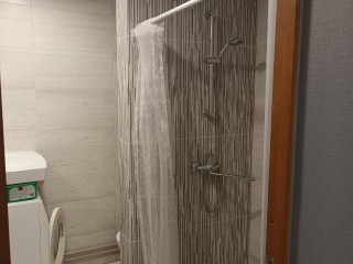 f8d96054822cc9002f54d91bda08c29a47058498.jpg
