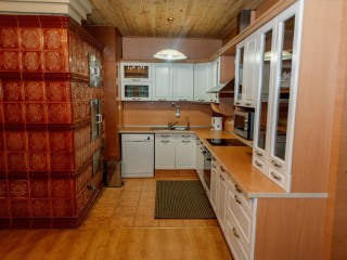 33e3bd69fe66dfc7749adf184fb6d4c2e56a8081.jpg