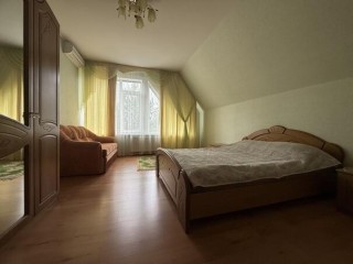 5b9bfa3efe0e46a0800927a7ad7b651079ad6c65.jpg