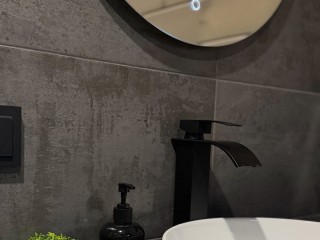 b04a319cb2f111531f4ffc364d899968b64f784a.jpg