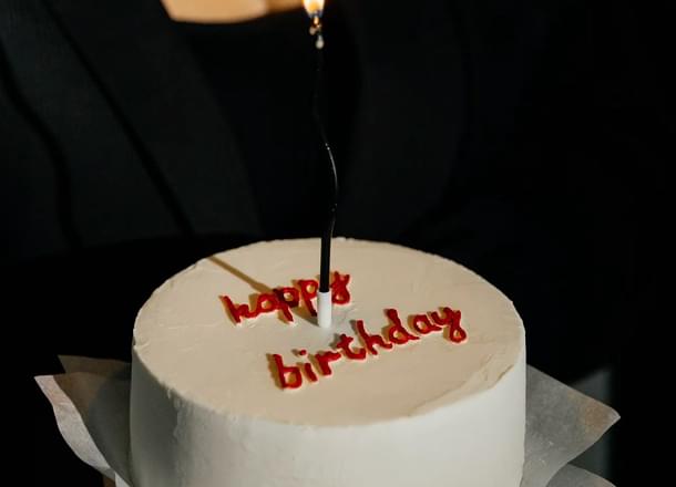 Со скидками именинникам