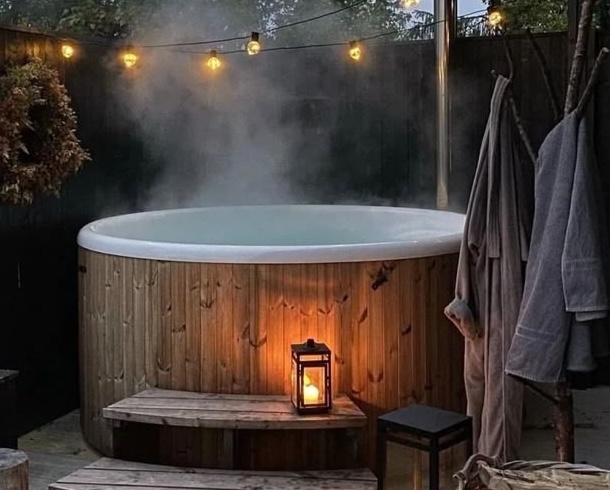 С купелью под открытым небом